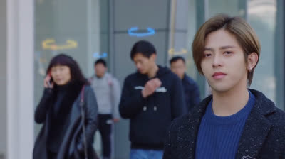 Fall in Love With Him S01 Episode 01 Hindi Dubbed